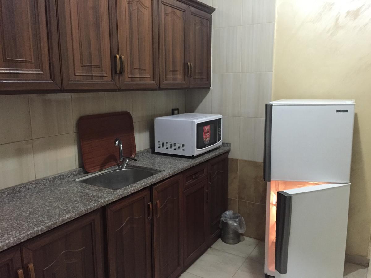 Al Tawheed Hotel Apartments Amman Eksteriør billede