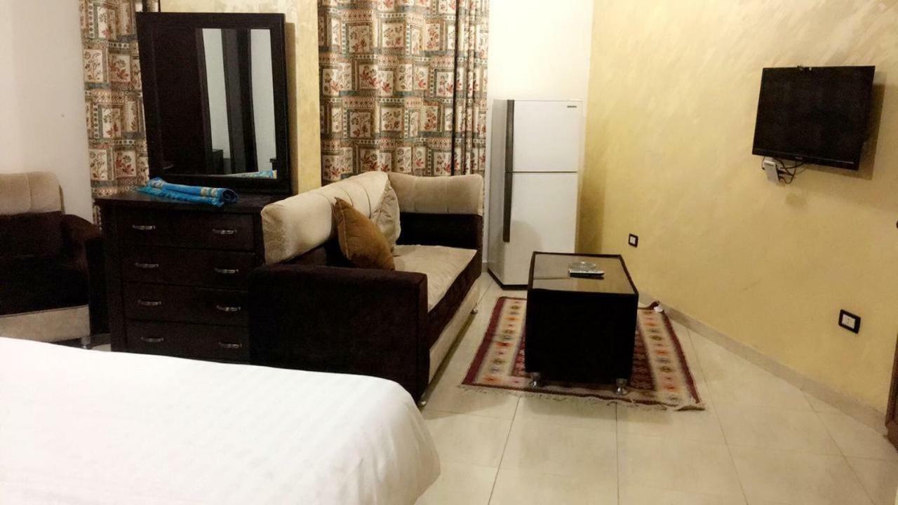 Al Tawheed Hotel Apartments Amman Eksteriør billede